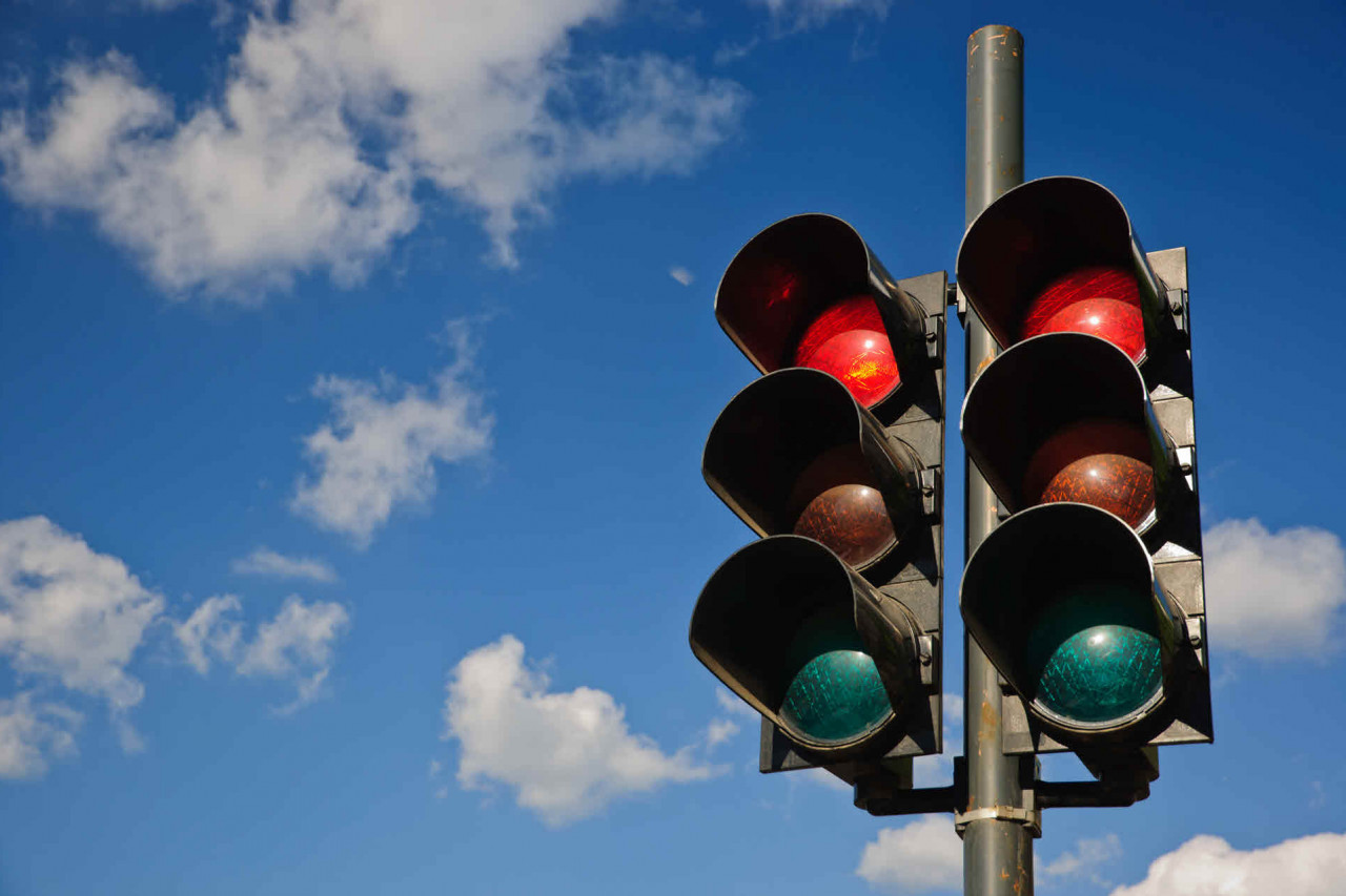 International Traffic Light Day around the world in 2022 | There is a Day  for that!