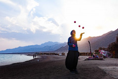 International Jugglers Day