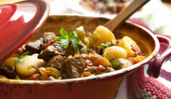 https://static.thereisadayforthat.com/images/340x197c/food-stew-01.jpg