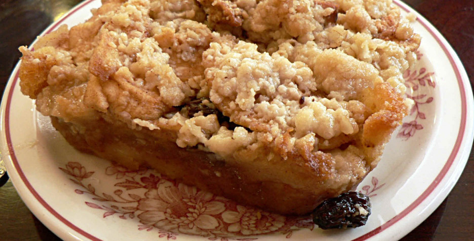 Find out the dates, history and traditions of National Apple Betty Day