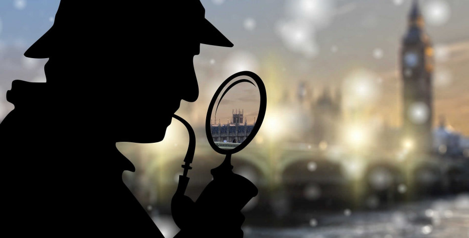 It's elementary that Sherlock Holmes Day is on May 22nd. As that is the birthday of Sir Arthur Conan Doyle.