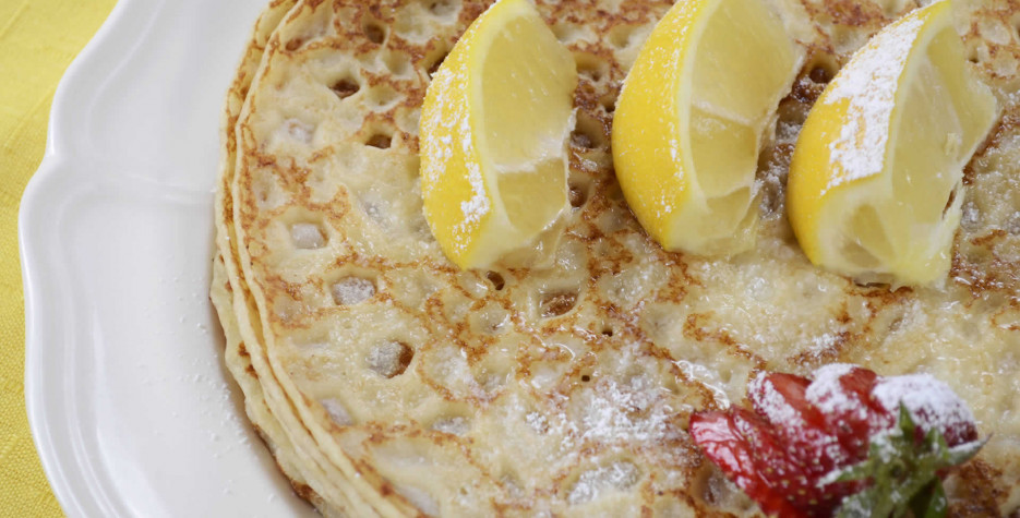 Find out the dates, history and traditions of Crêpe Day.